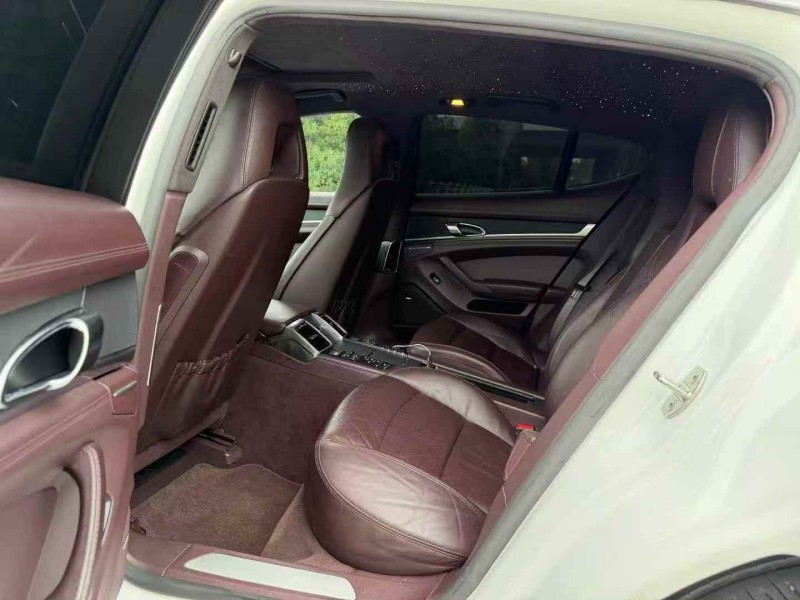 苏州14年保时捷帕拉梅拉4