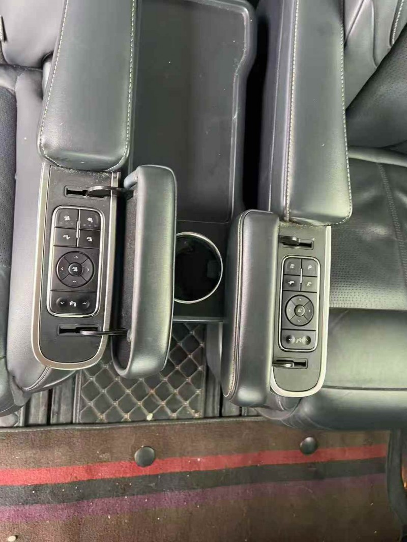 新余21年传祺M84