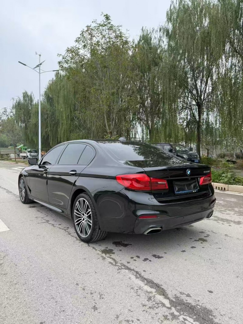 枣庄19年宝马5系8