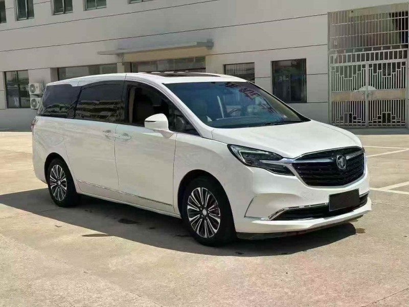 南通20年别克GL82