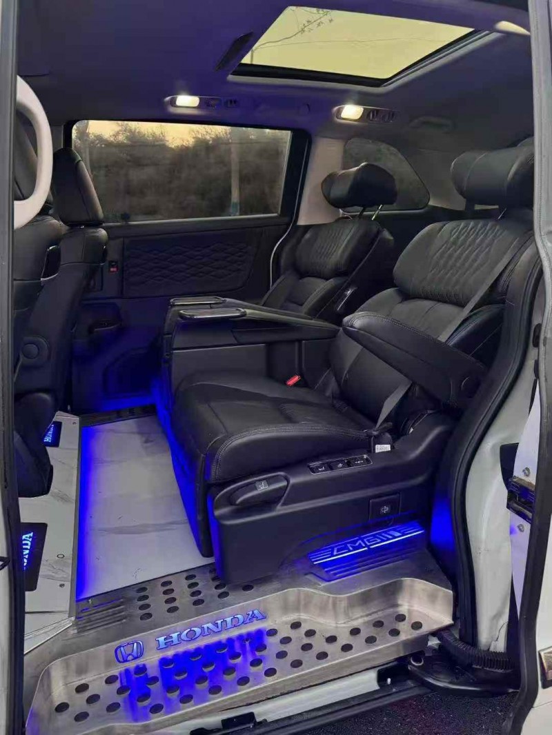 唐山23年本田艾力绅5