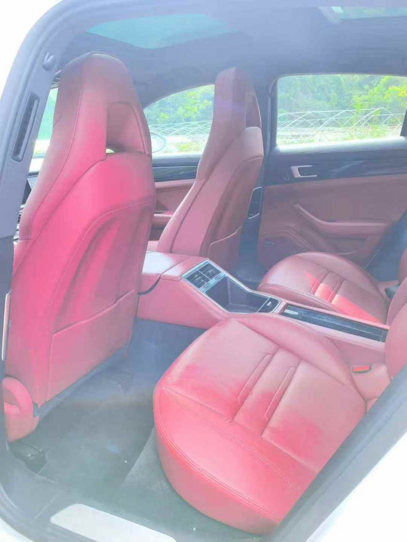 邵阳19年保时捷帕拉梅拉8