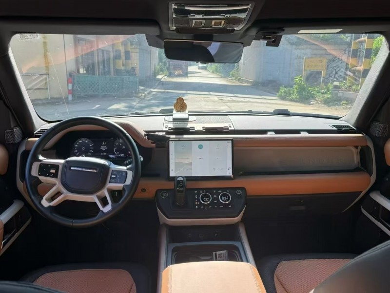 东莞23年路虎卫士5