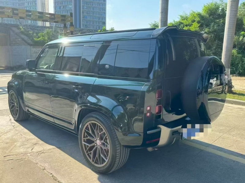 东莞23年路虎卫士8