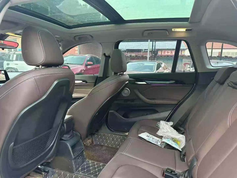 淄博21年宝马X16