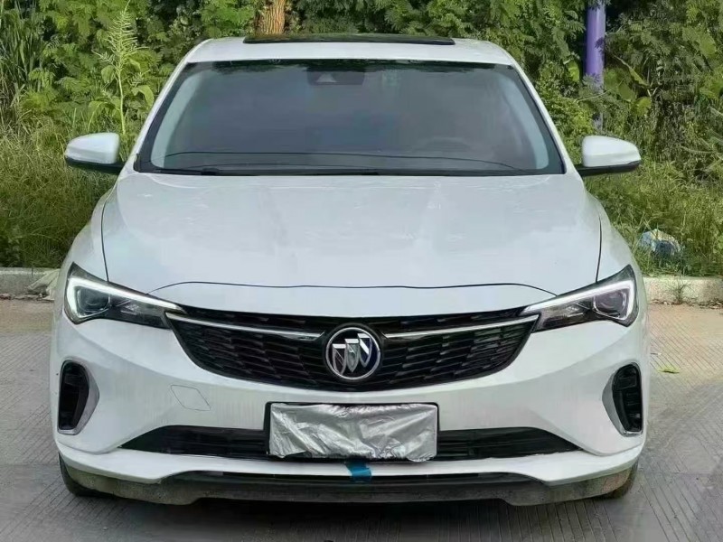 汕头22年别克威朗1