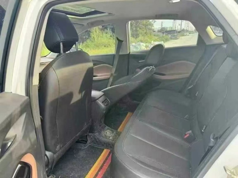 汕头22年别克威朗6