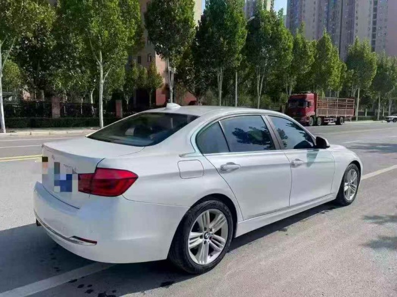 安阳17年宝马3系7