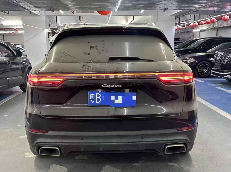 广州19年保时捷卡宴6