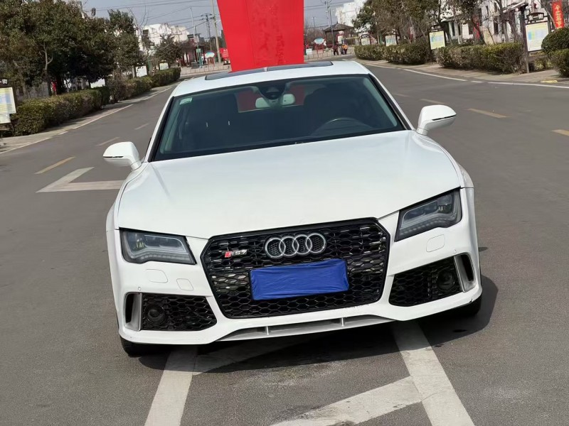 济宁14年奥迪A7L1