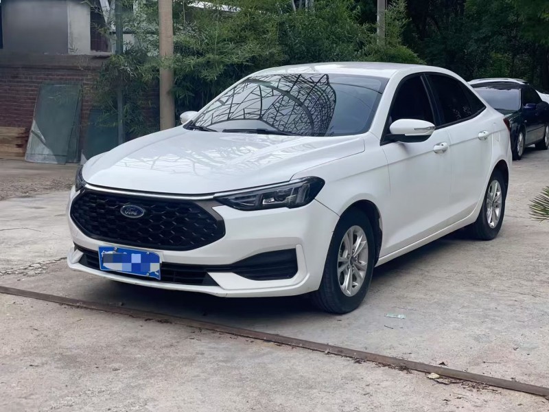 济宁21年福特福睿斯3