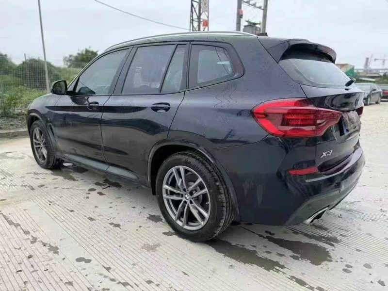 汕头19年宝马X36