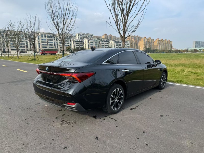 连云港24年丰田亚洲龙8