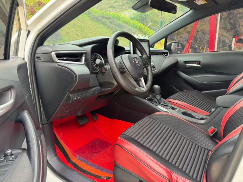 十堰22年丰田雷凌4