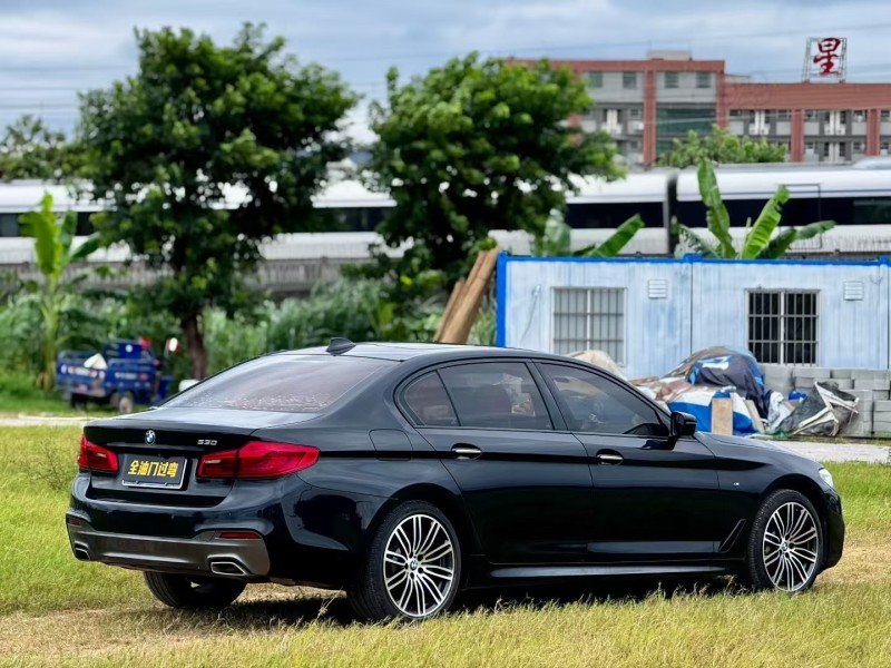 汕头19年宝马5系4