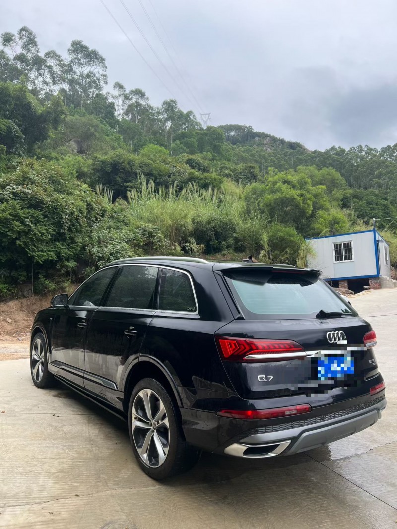 三明21年奥迪Q77