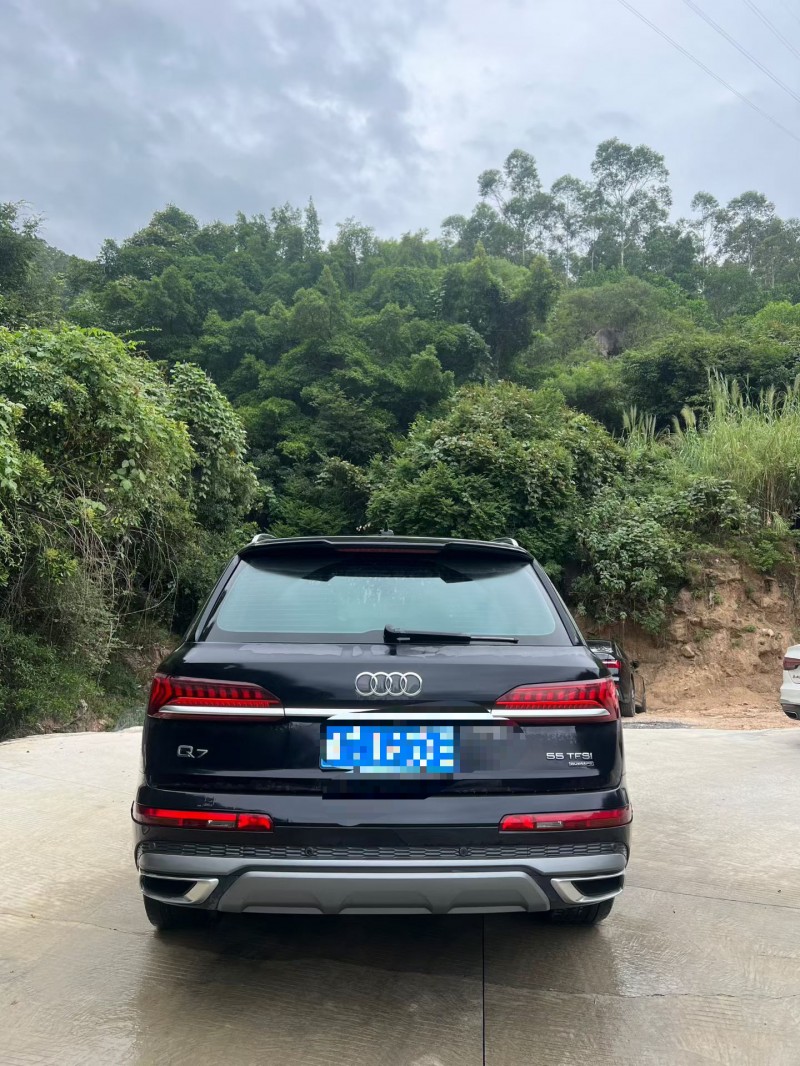 三明21年奥迪Q78