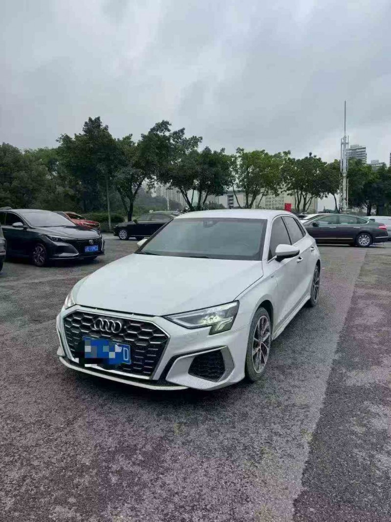 重庆23年奥迪A32