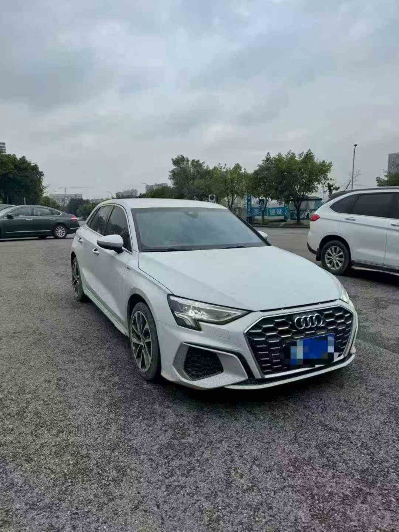 重庆23年奥迪A33