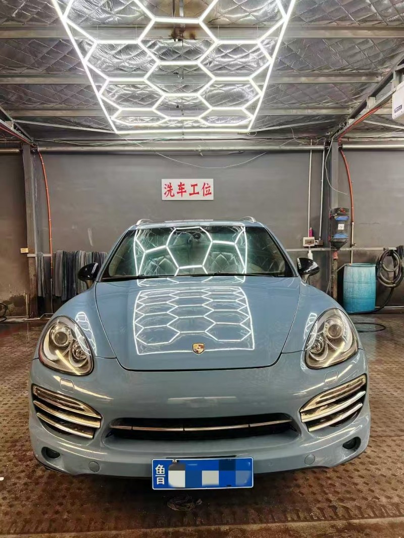 潍坊12年保时捷卡宴1
