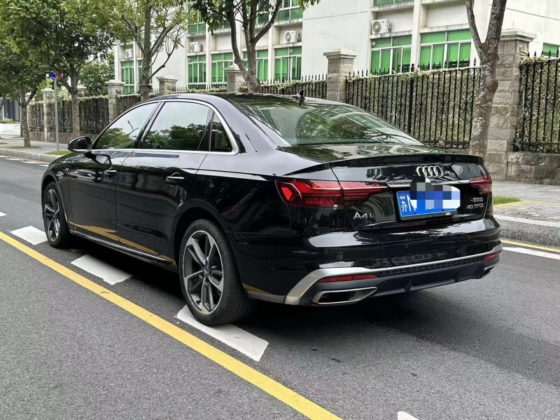 深圳21年奥迪A4L8