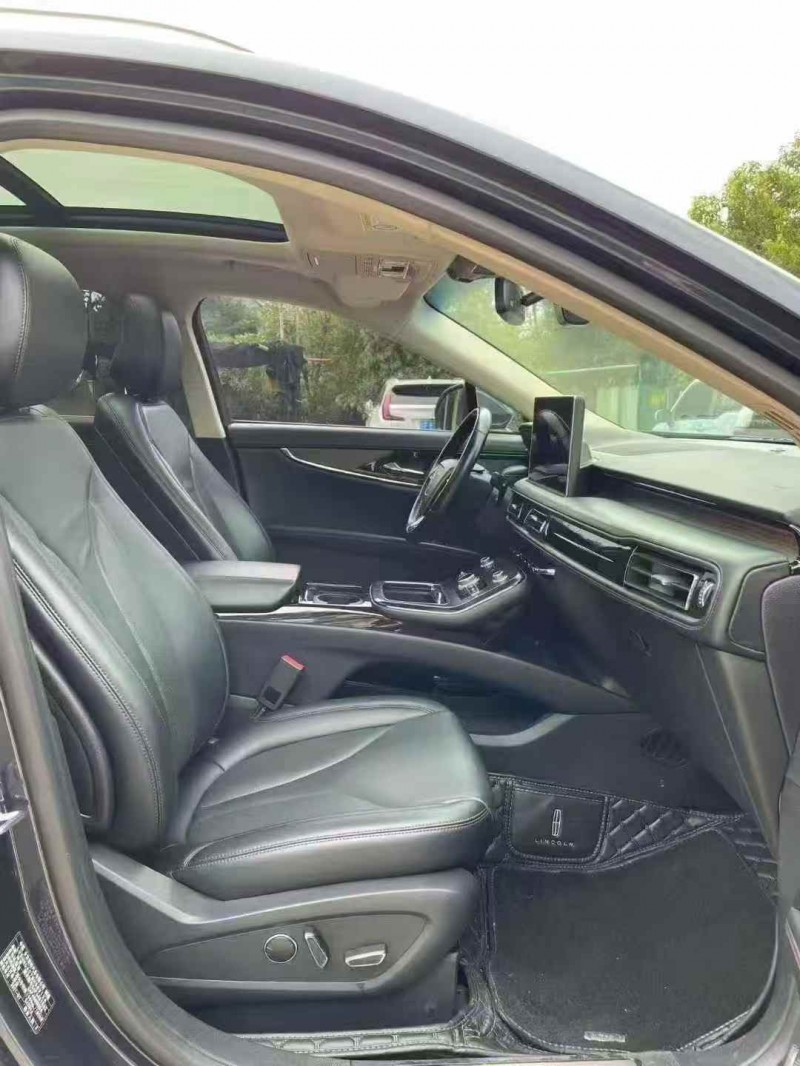 襄阳21年林肯航海家4
