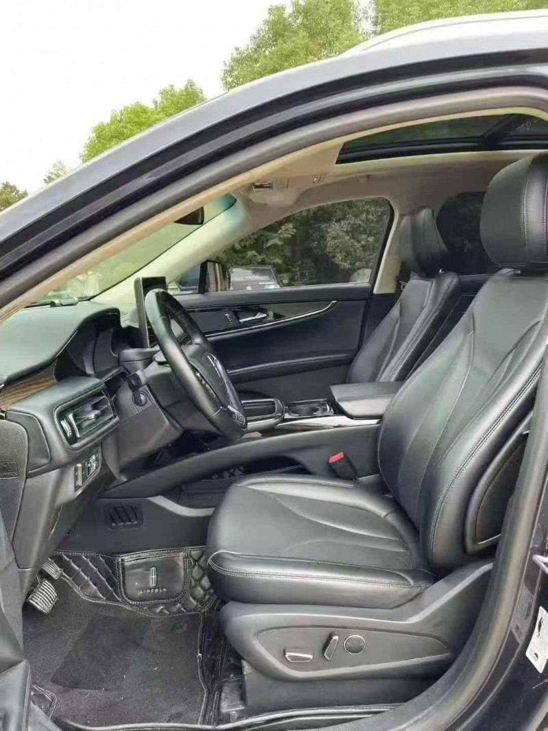 襄阳21年林肯航海家5