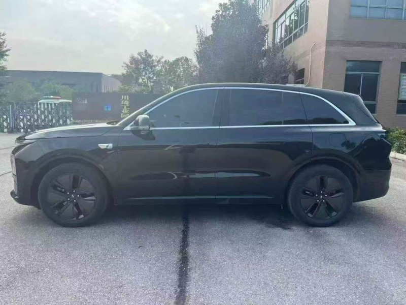 襄阳24年理想L64