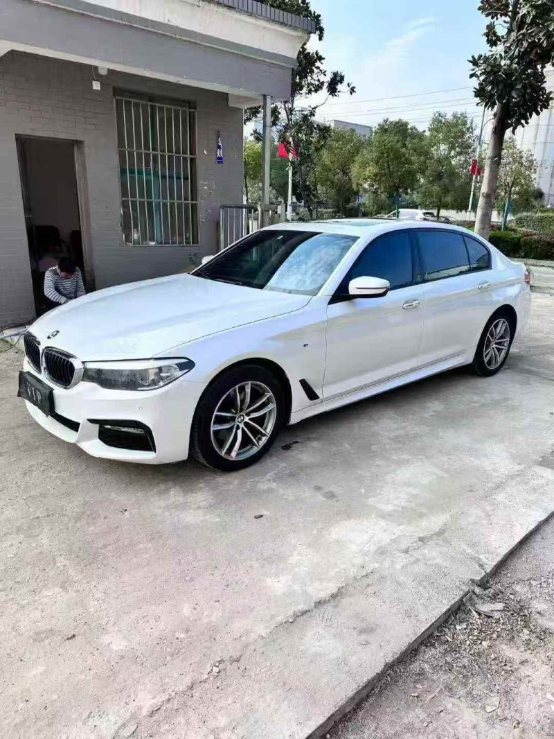 襄阳18年宝马5系3