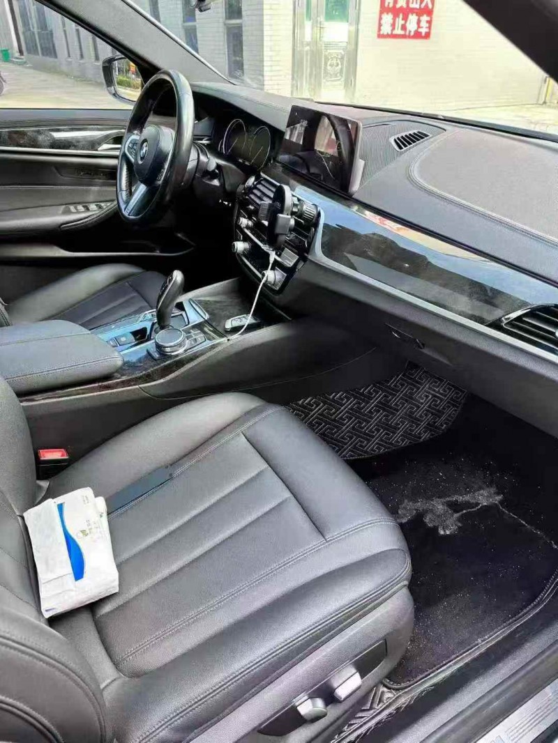 襄阳18年宝马5系9