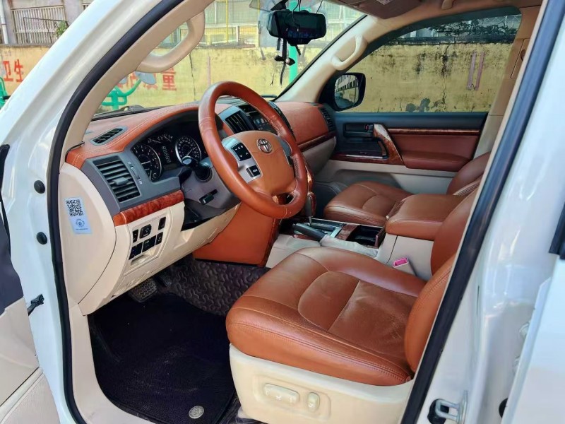 潍坊15年丰田兰德酷路泽5