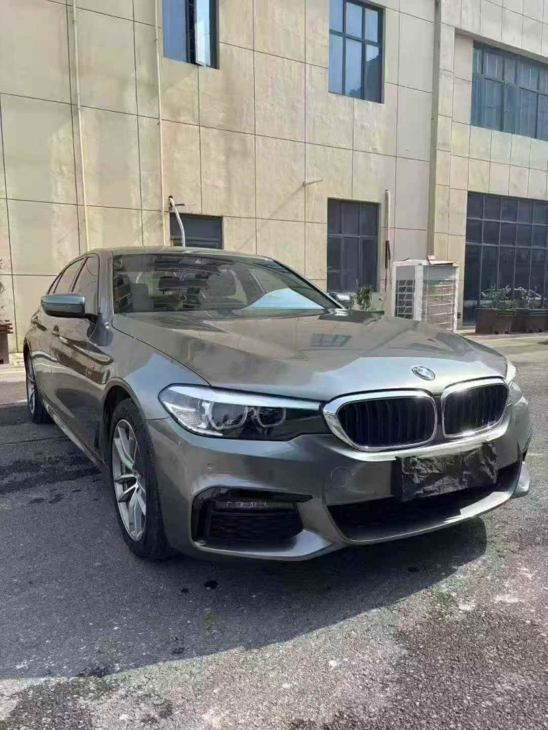 襄阳18年宝马5系2