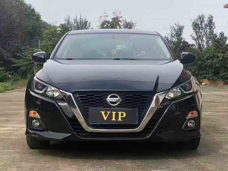 襄阳22年日产天籁1