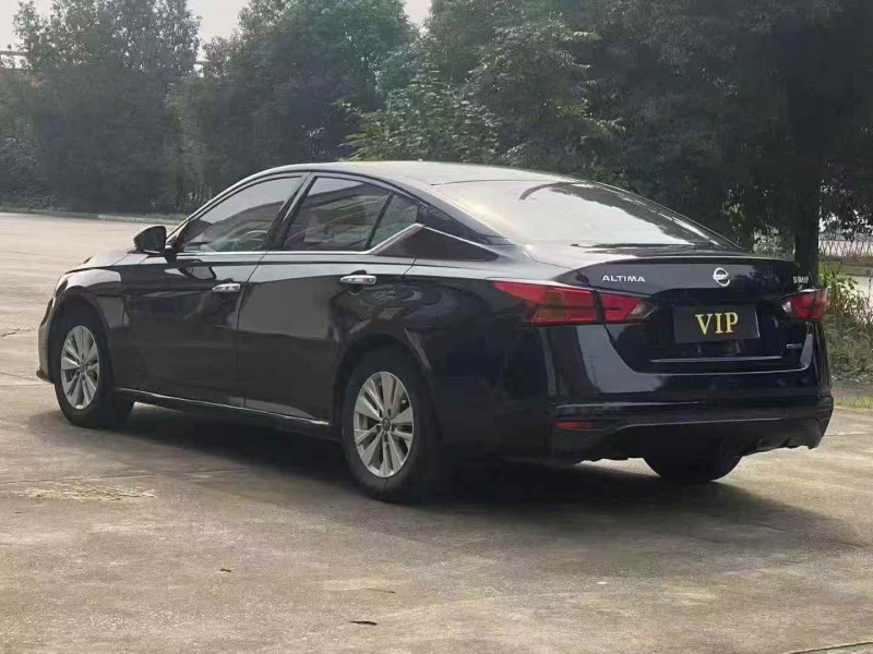 襄阳22年日产天籁6