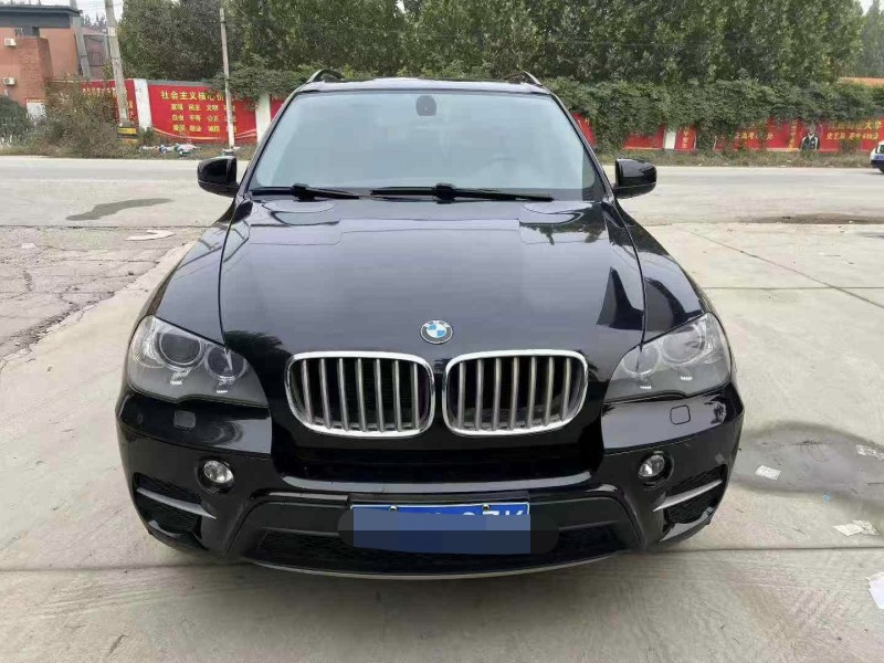 保定12年宝马X51