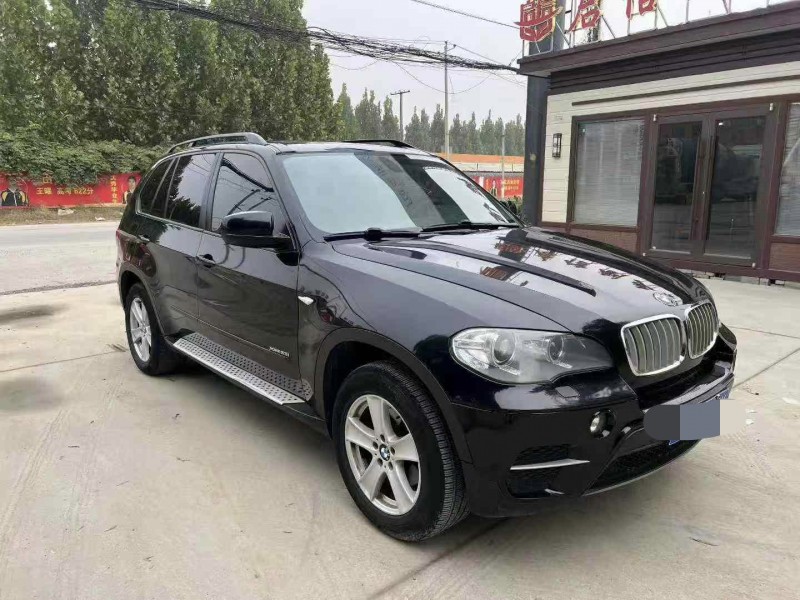 保定12年宝马X52