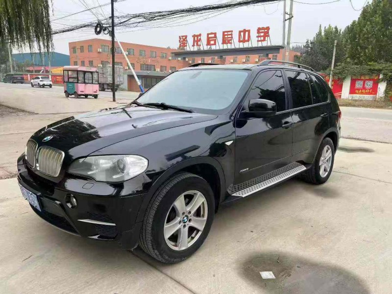 保定12年宝马X53