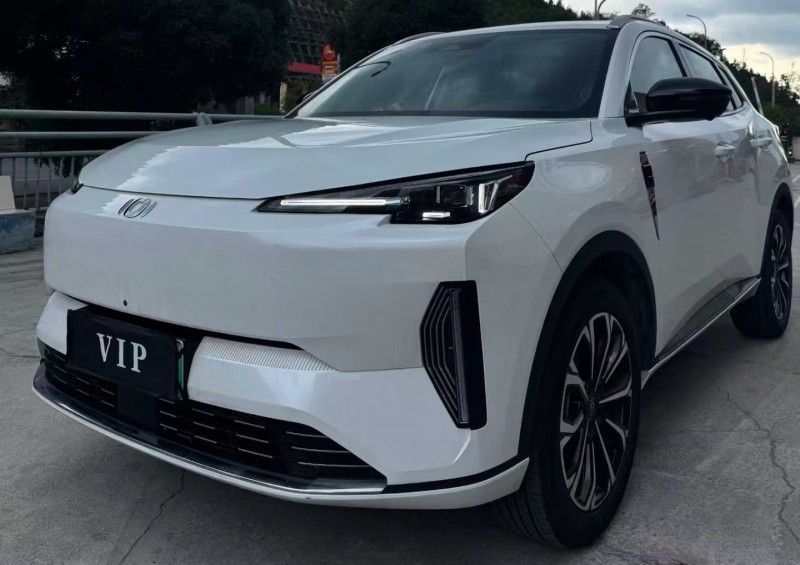 六盘水25年长安汽车启源3