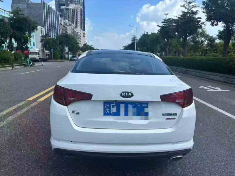 珠海13年起亚K59