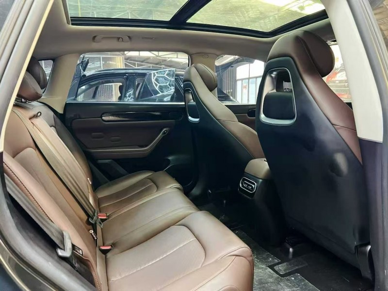 潍坊24年零跑汽车C115