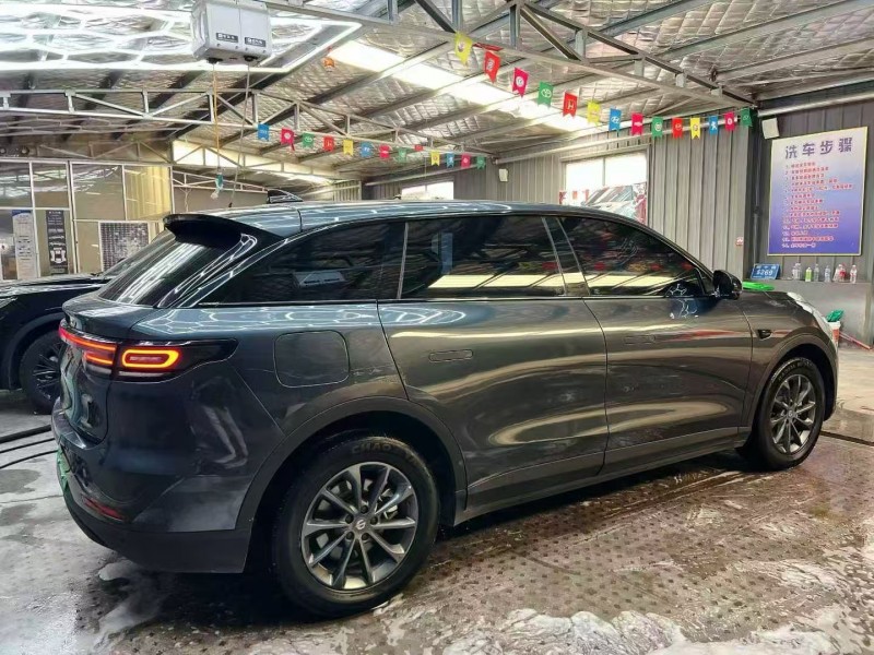 潍坊24年零跑汽车C118