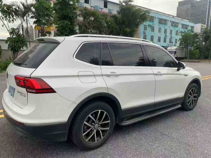 韶关17年大众途观6