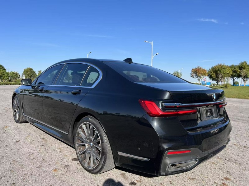 盐城21年宝马7系8