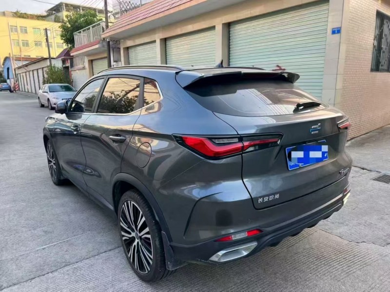 汕头20年长安汽车欧尚8