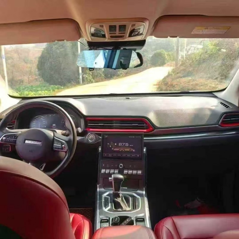 张家界21年哈弗F56