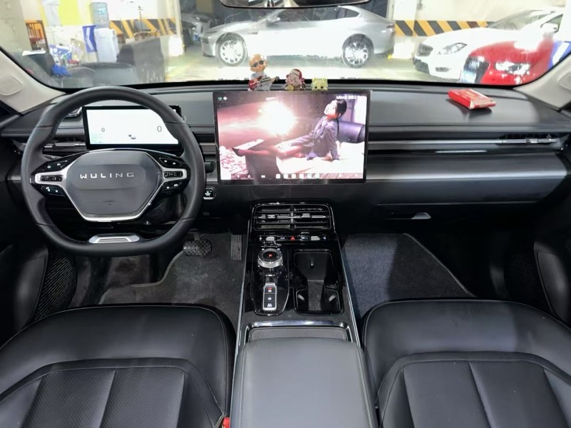 成都24年五菱汽车星光4