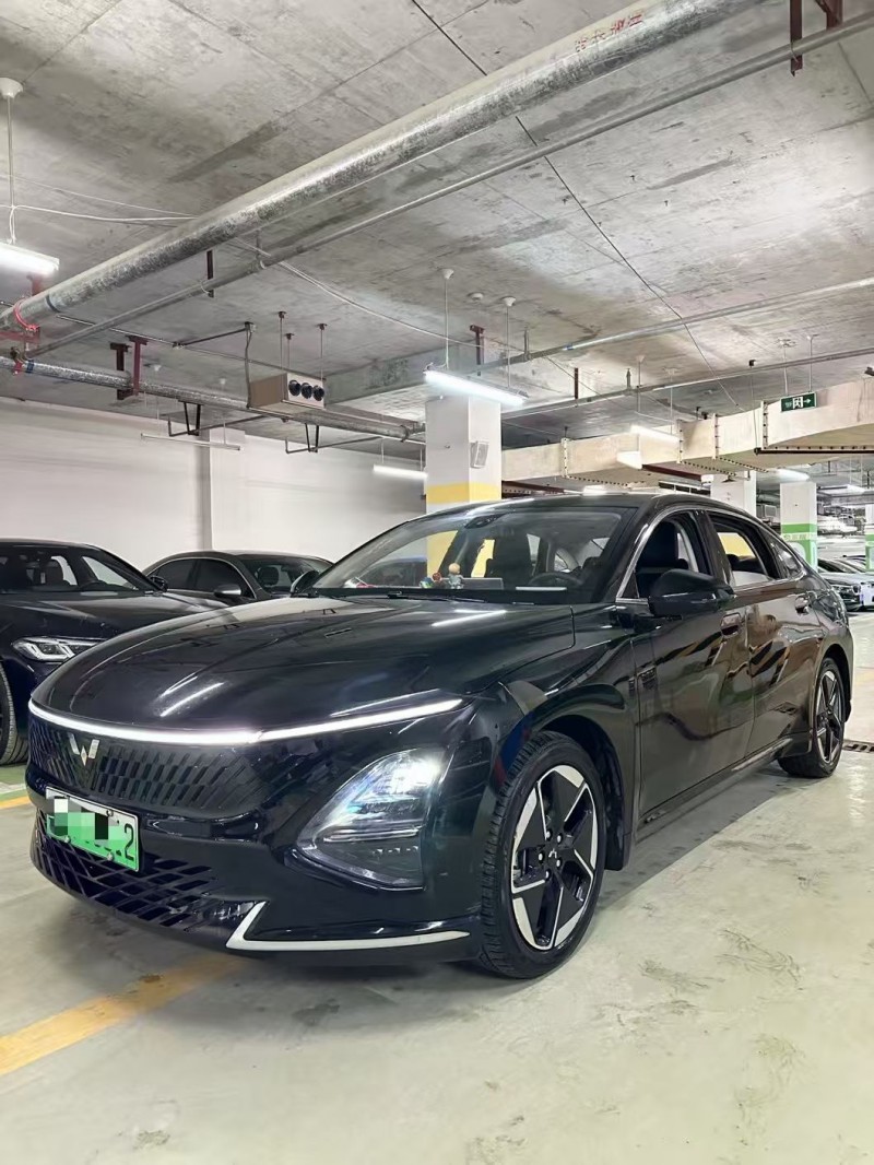 成都24年五菱汽车星光6