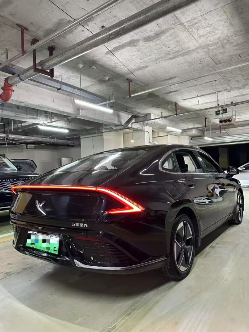 成都24年五菱汽车星光8