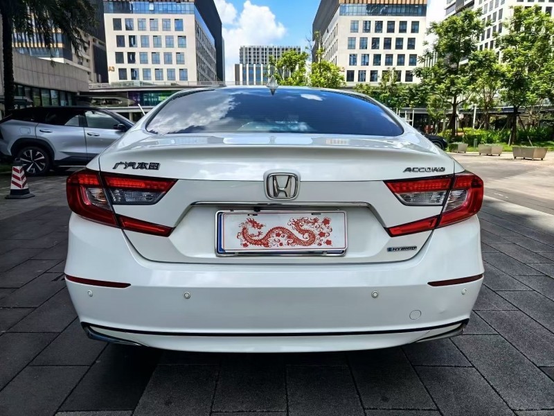 佛山20年本田雅阁9