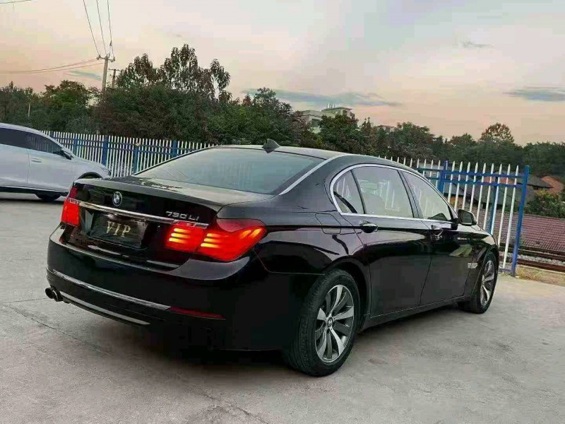 湘潭13年宝马7系8